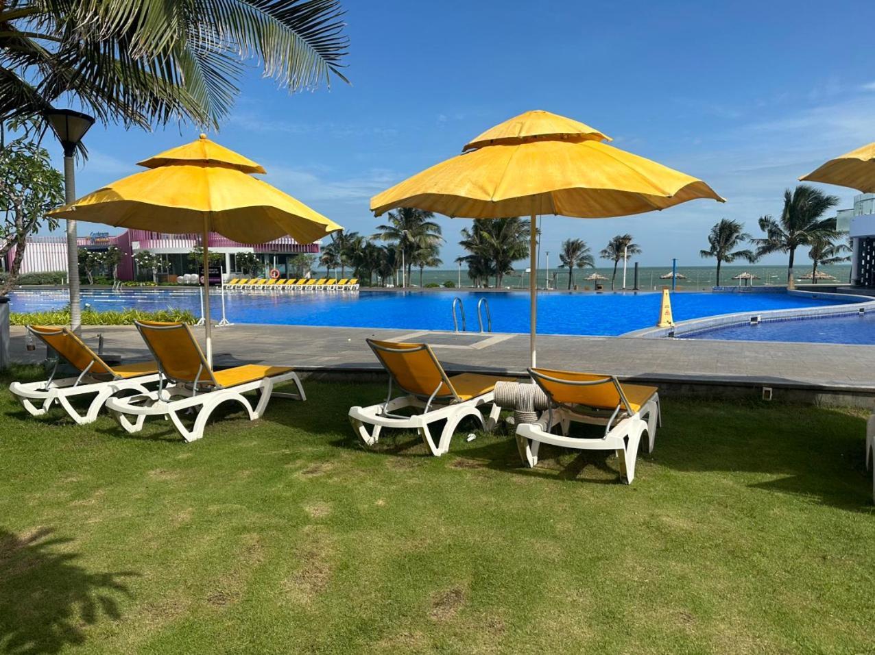 Oceanami Resort & Beach Club Long Hai Exteriör bild